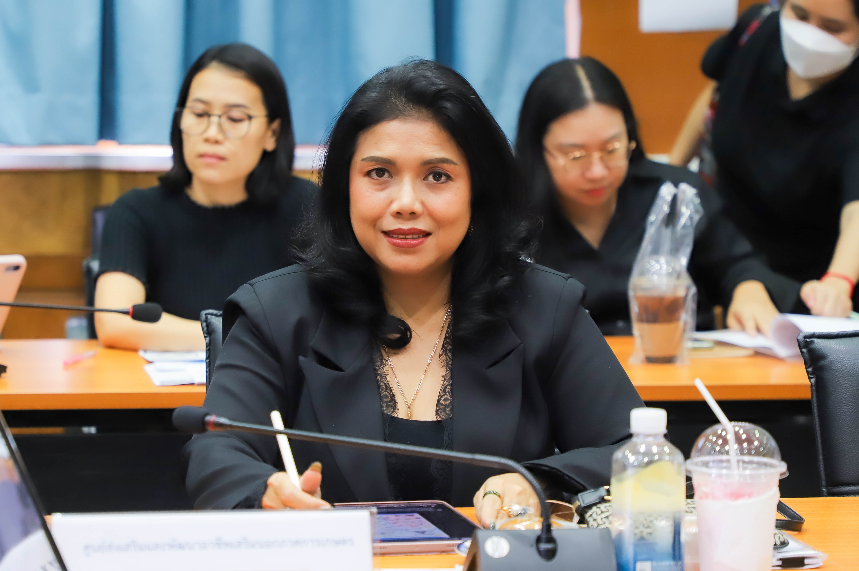 title - ส.ป.ก. ประชุมการซักซ้อมความเข้าใจงานจ้างเหมาบริการบุคคลธรรมดาตามพระราชบัญญัติการจัดซื้อจัดจ้าง และการบริหารพัสดุภาครัฐ พ.ศ. 2560